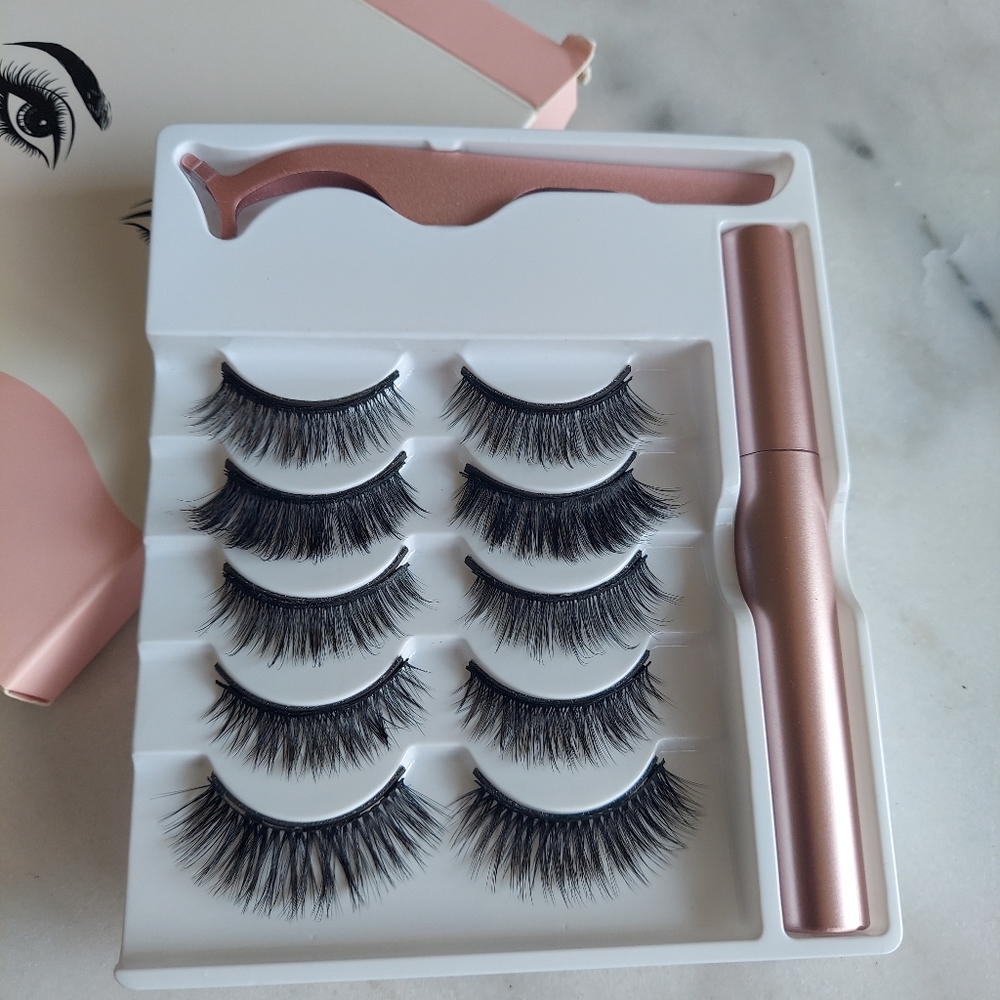 NEW Set of Magnetic Eyelashes